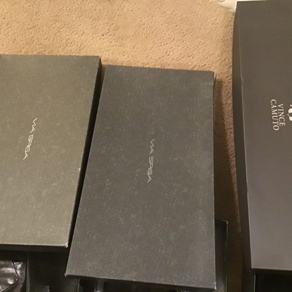 2 pair of Via Spiga boots and 1 pair of Vince C - Picture 3 of 4